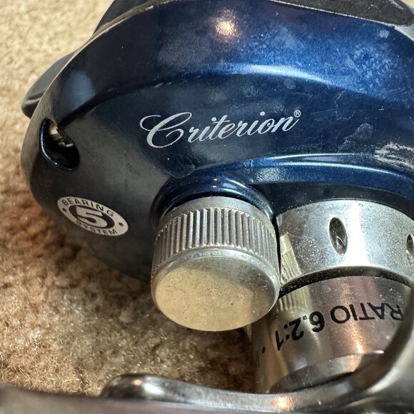 Pflueger Baitcasting Reel Criterion Low Profile 5 Bearing RH Fishing 6.2:1 - Picture 4 of 5